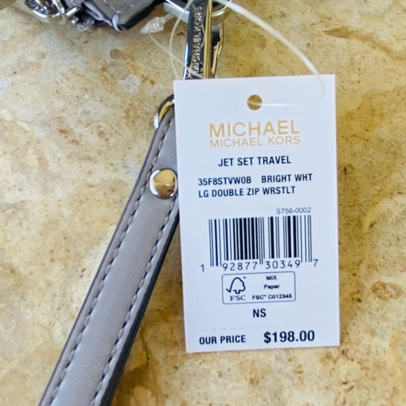 Michael Kors double zip wallet signature - Picture 8 of 9